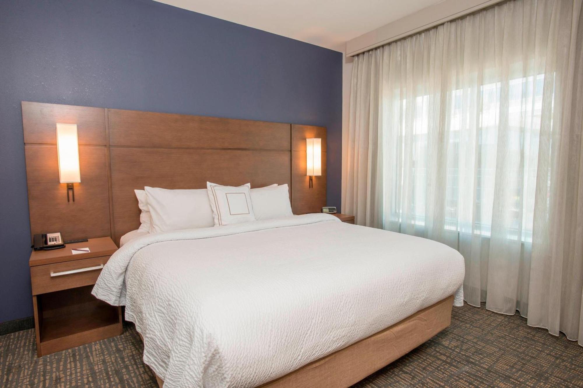 Hotel By Marriott Midtown/rookwood Cincinnati