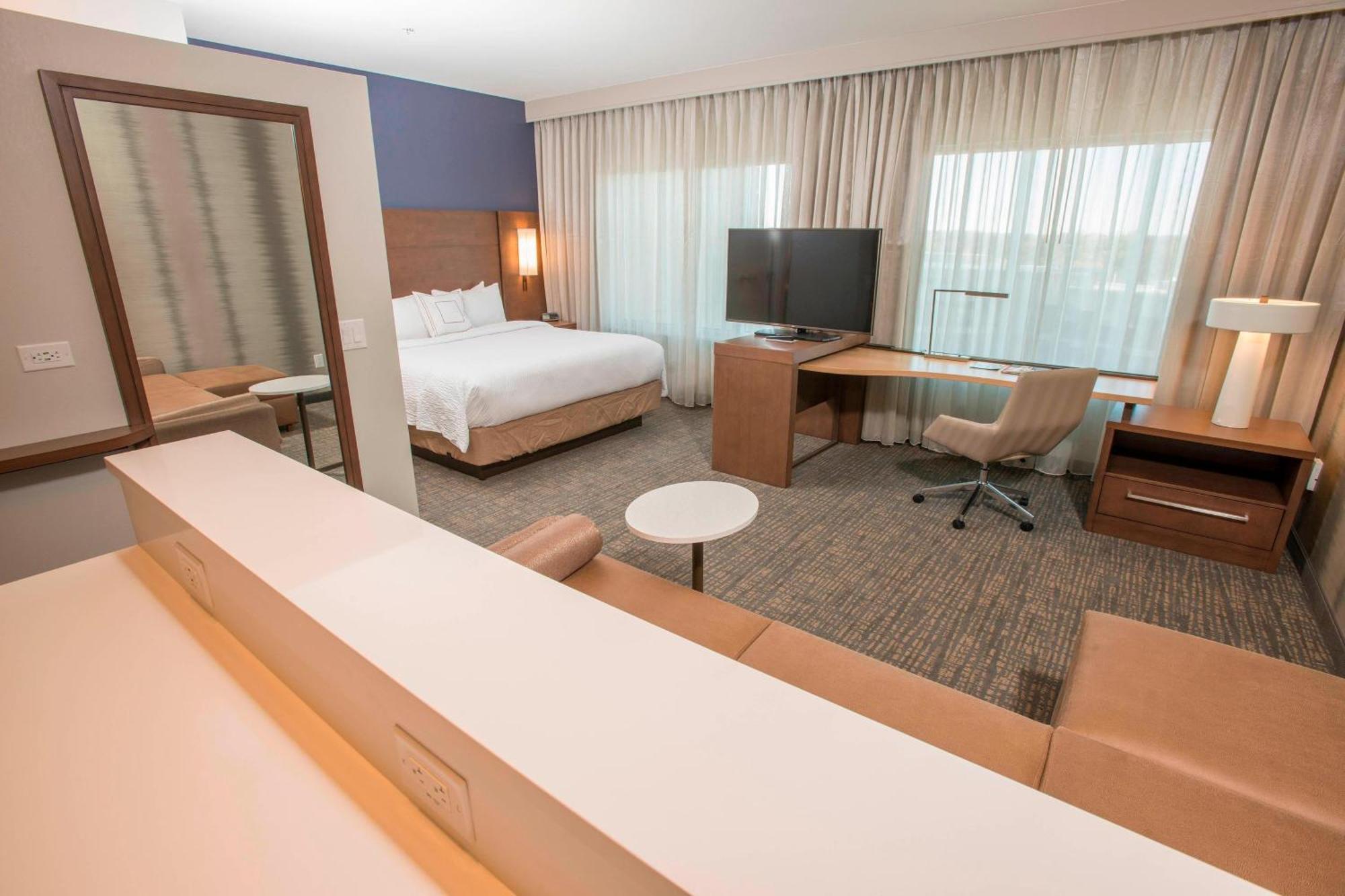Hotel By Marriott Midtown/rookwood Cincinnati