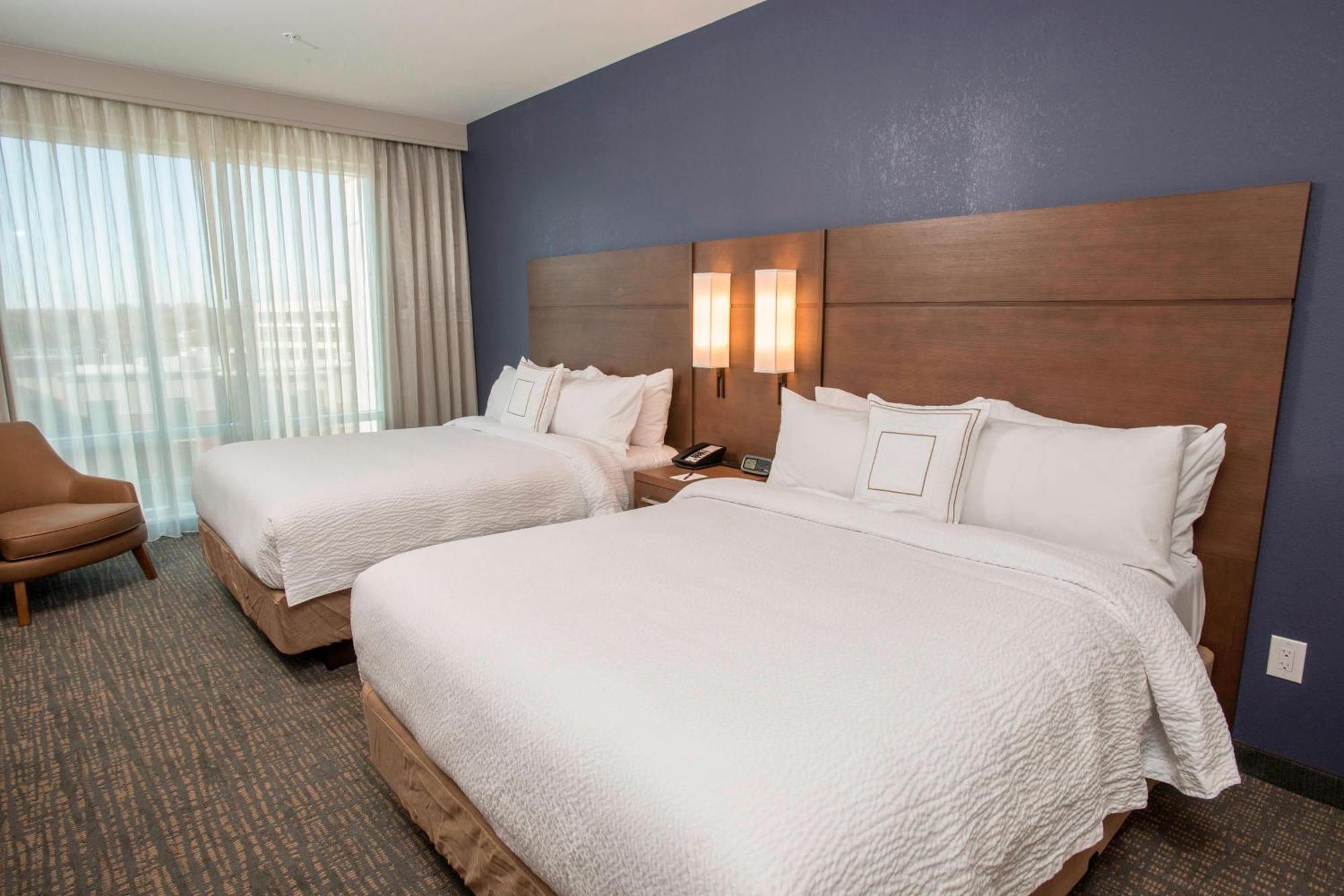 Hotel By Marriott Midtown/rookwood Cincinnati