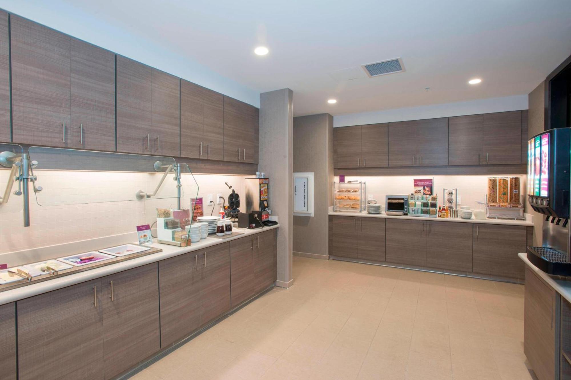 By Marriott Midtown/rookwood 3*